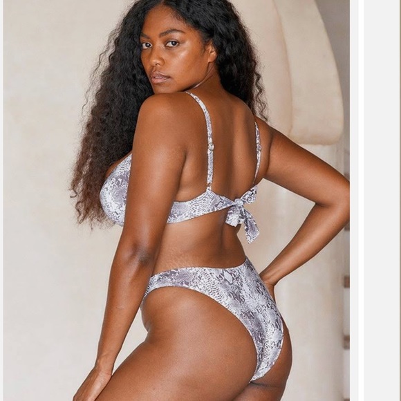 NWT Monday Swimwear Byron Bottom in Snake - Picture 2 of 5